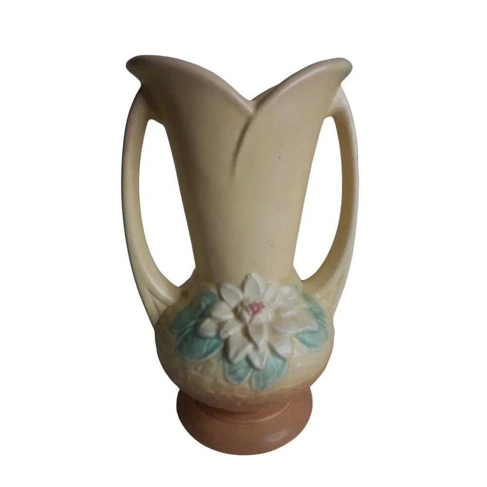 Vtg Hull Art Pottery 1940s WATER LILY Hull USA L-10-9 1/2" double handle Vase #1 - Picture 3 of 8